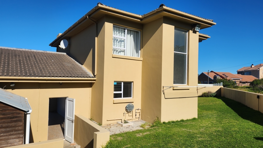 3 Bedroom Property for Sale in Dana Bay Western Cape